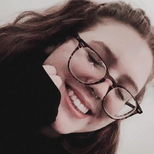 Meet your Posher, Kenzie